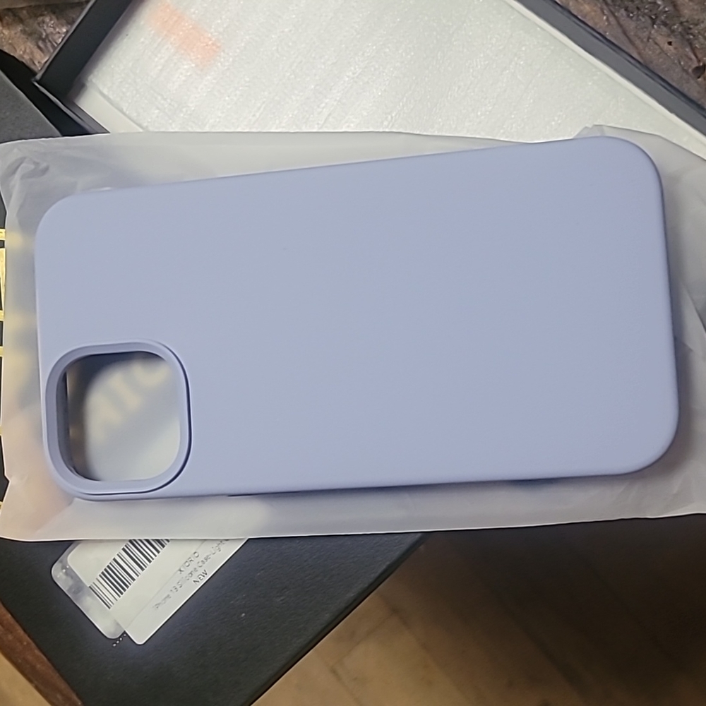 xtorio iphone 13 silicone light blue phone case